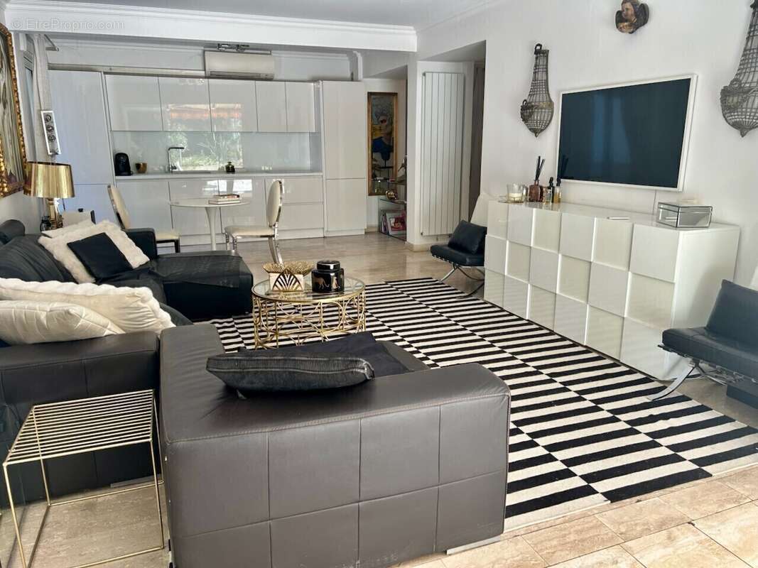 Appartement 70 m² à Le Cannet  - photo 19