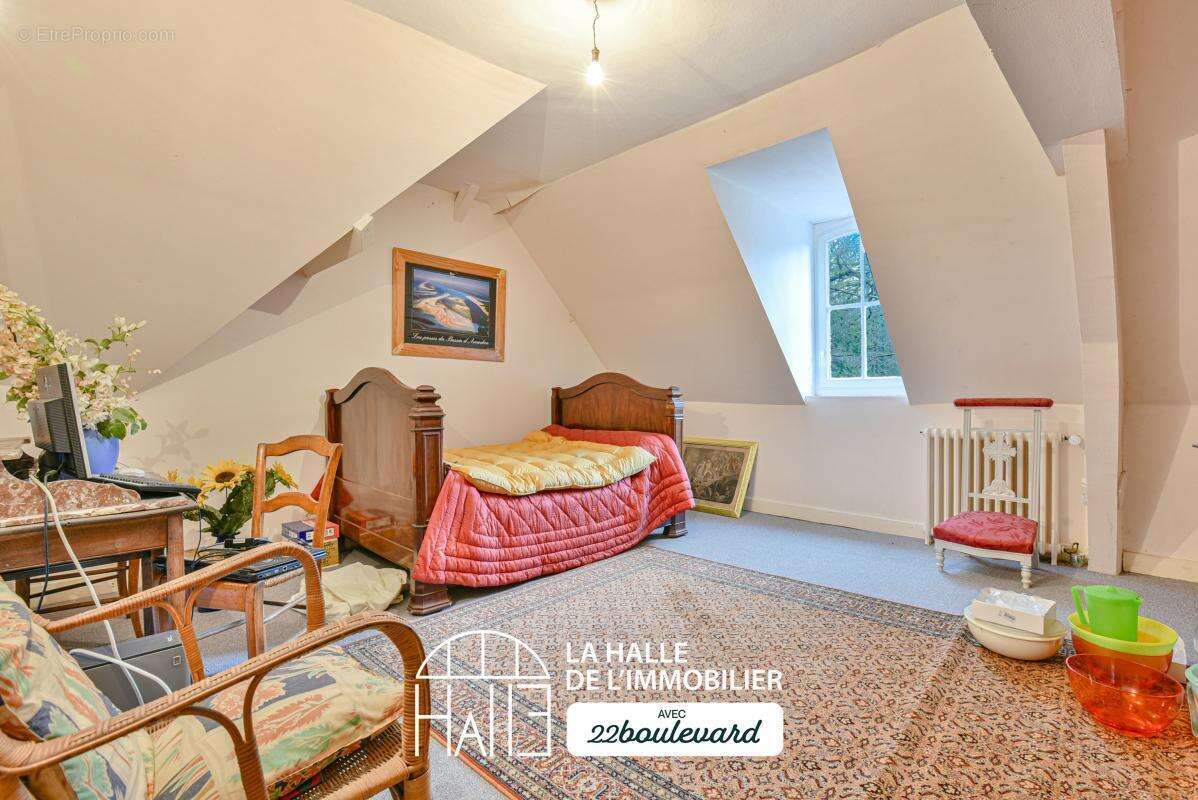 Maison à BONNAC-LA-COTE