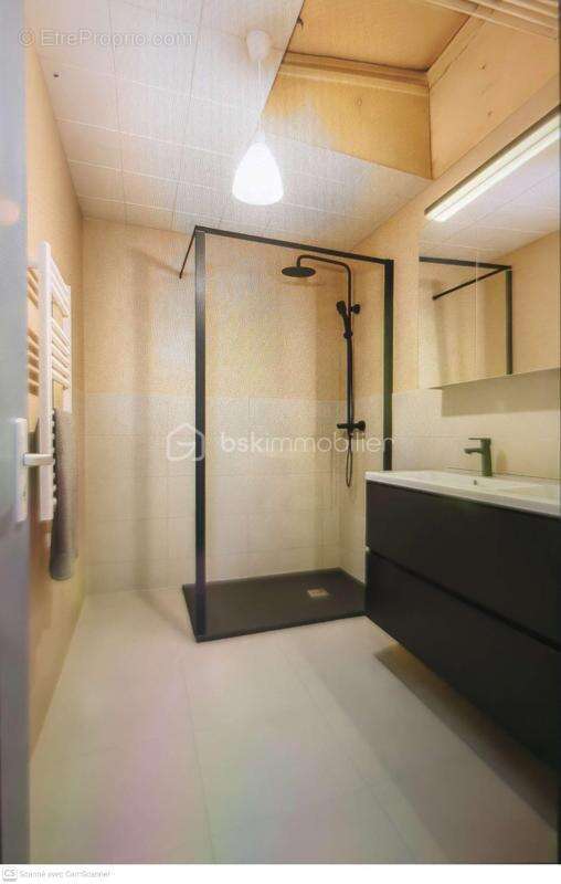 Maison à LES PONTS-DE-CE