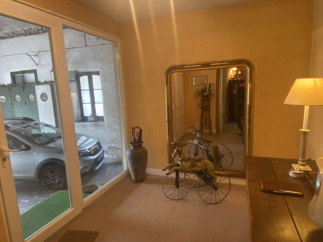 Autre à ARNAC-POMPADOUR