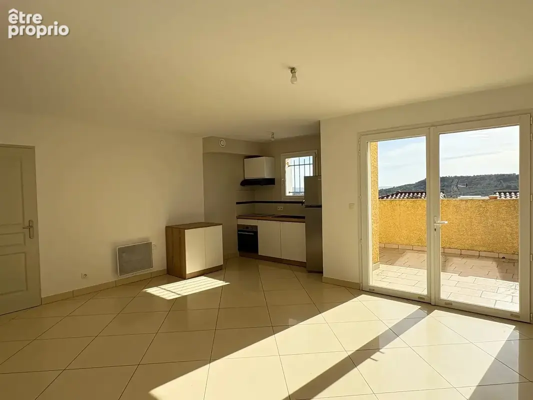 Habitation T6 avec garage et jardins - photo 2