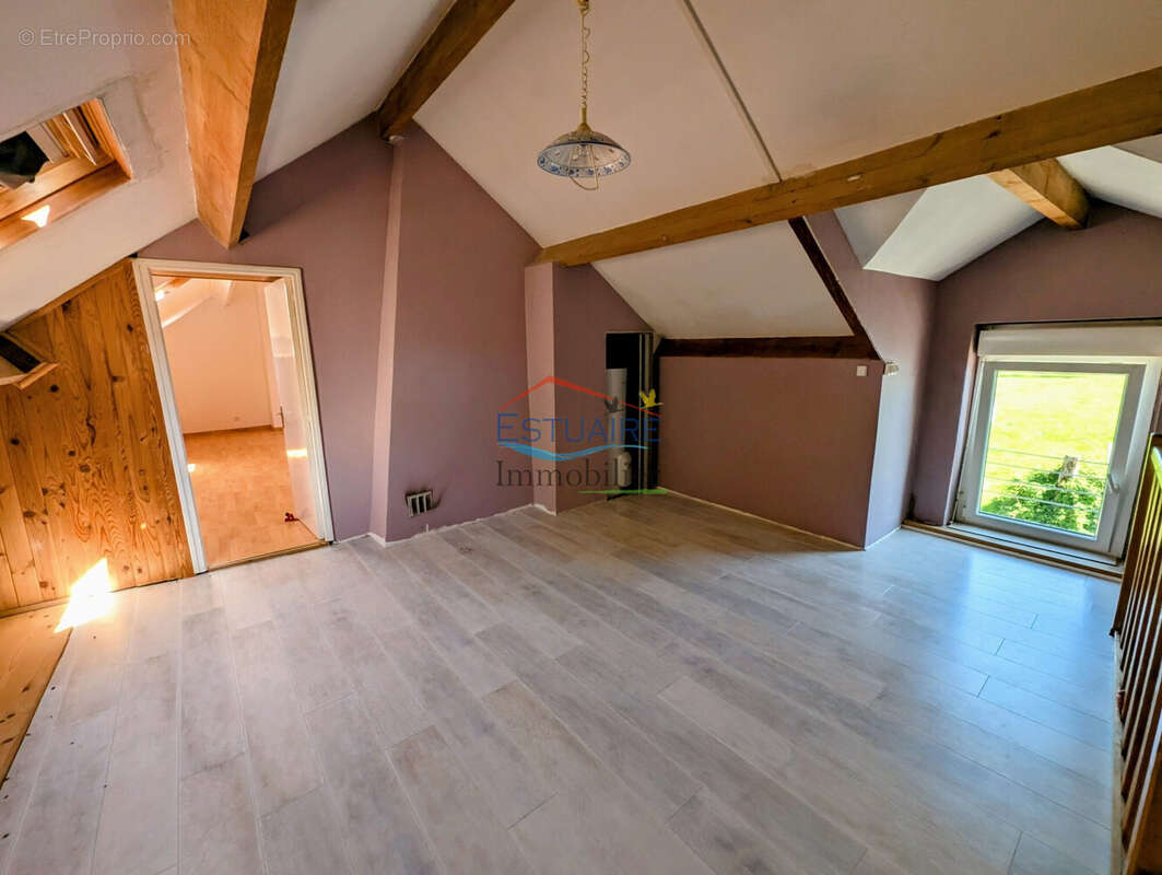 Maison à SAFFRE