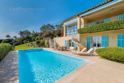 Maison à MOUGINS
