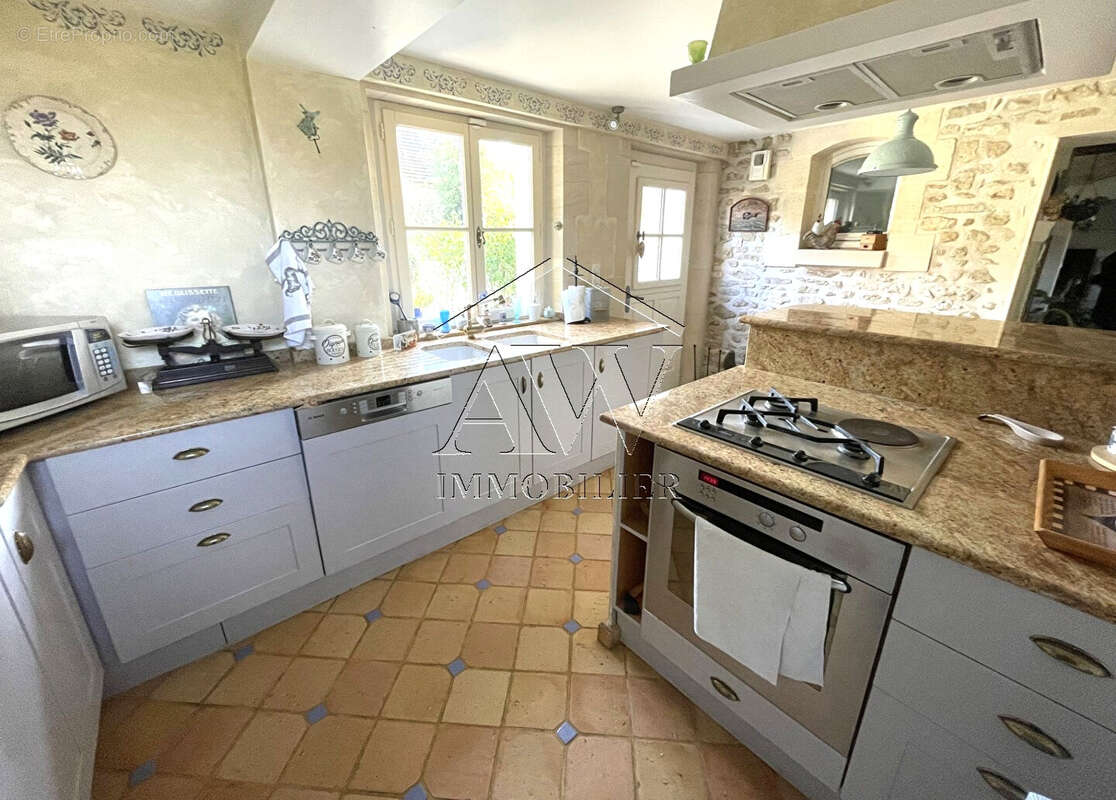 Maison à SAINTE-GENEVIEVE