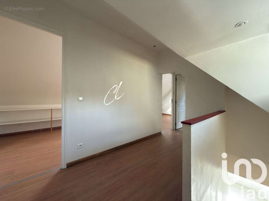Photo 2 - Appartement à PONT-SUR-YONNE