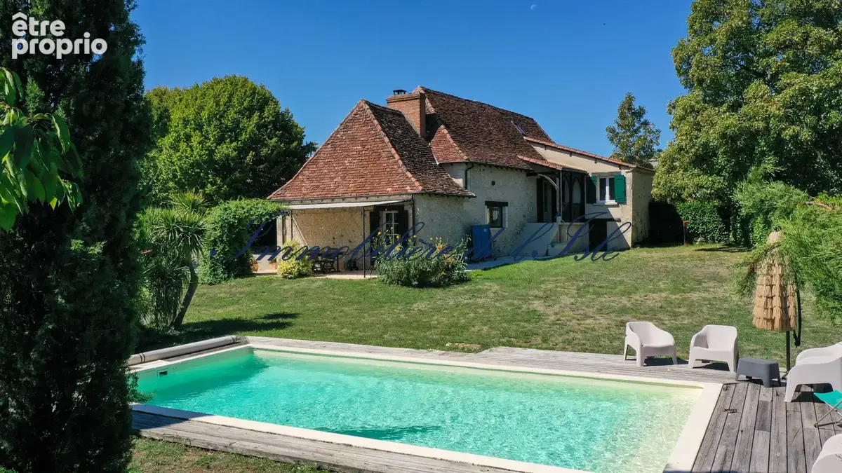 Maison à MILHAC-D'AUBEROCHE