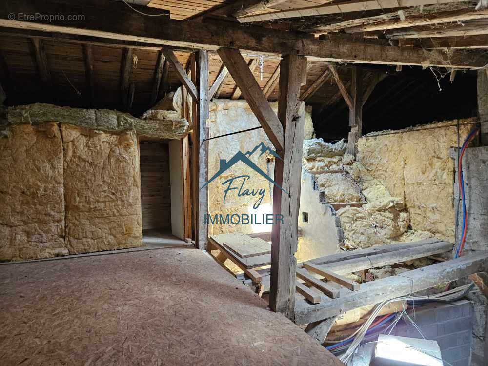 Maison à GRANDVILLERS