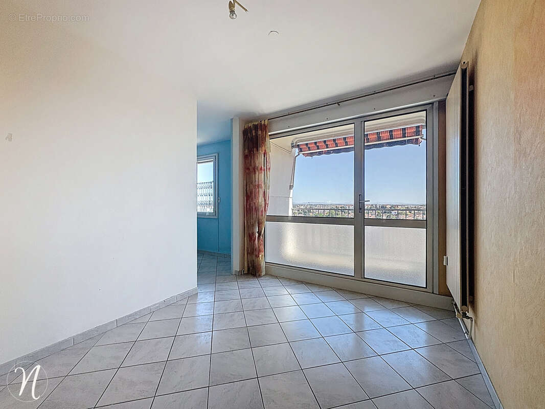 Appartement à BRON