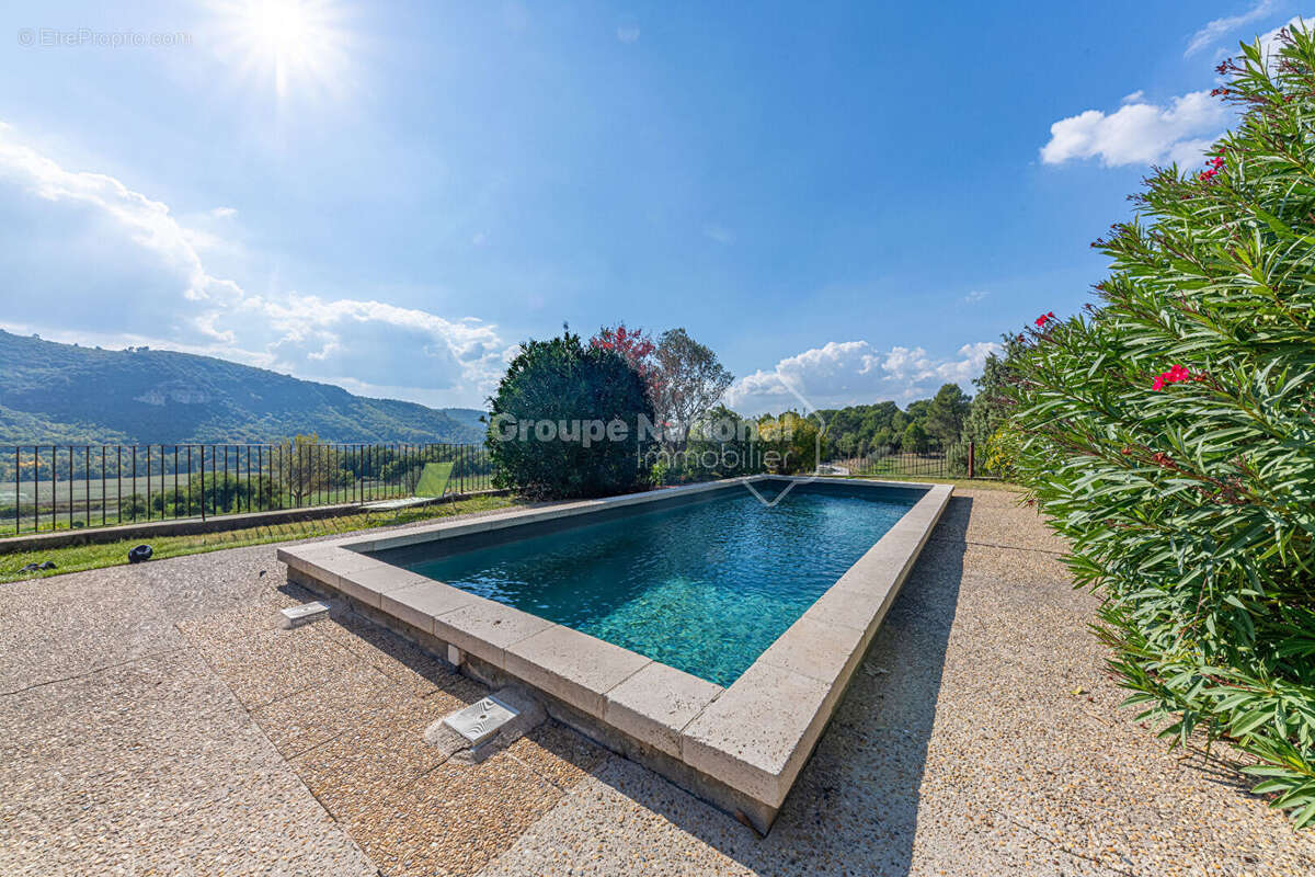 Maison à GREOUX-LES-BAINS