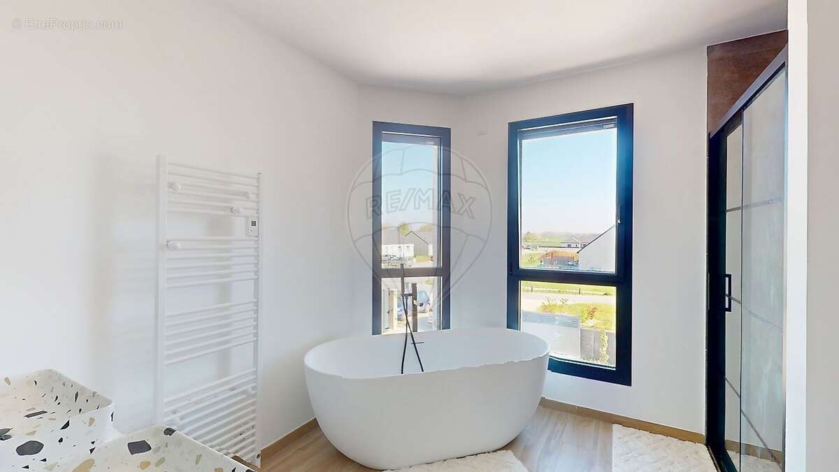 Maison à MEUNG-SUR-LOIRE