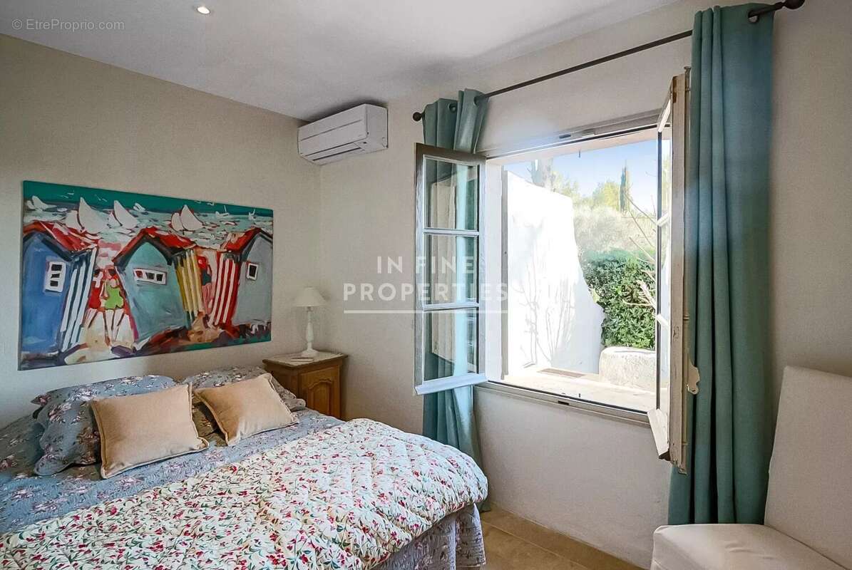 Maison à MOUANS-SARTOUX