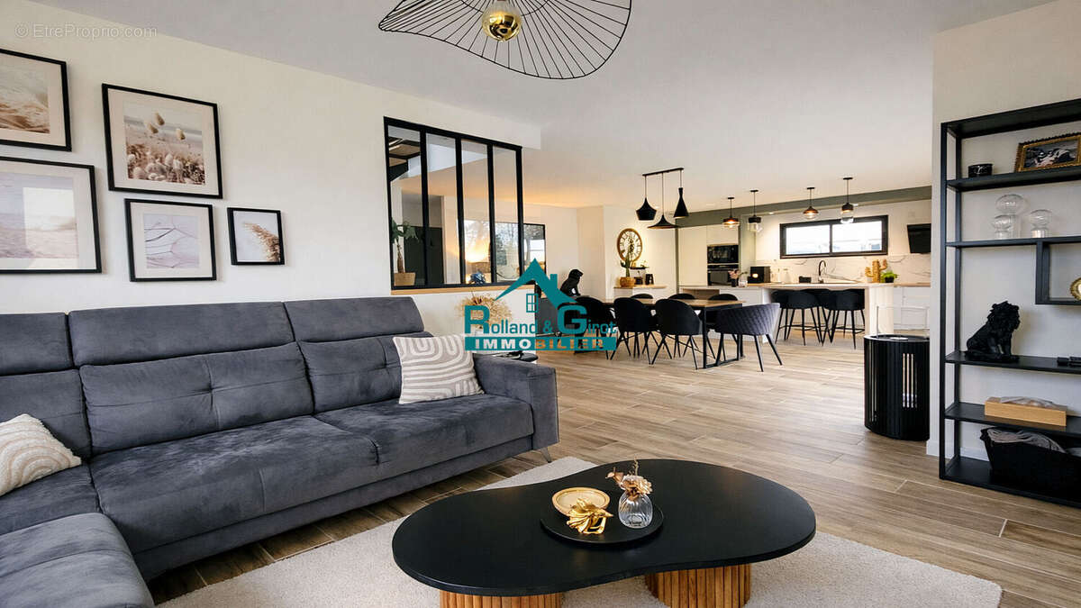 Maison à LA BOUEXIERE