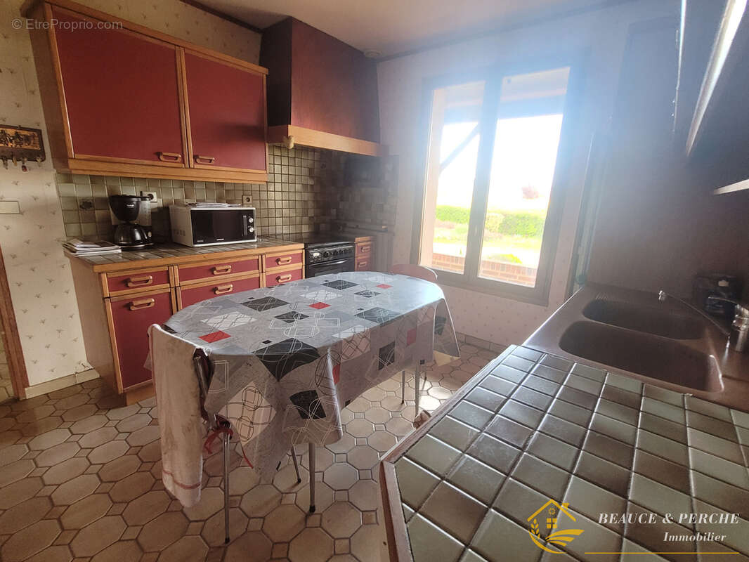 Maison à FONTENAY-SUR-EURE