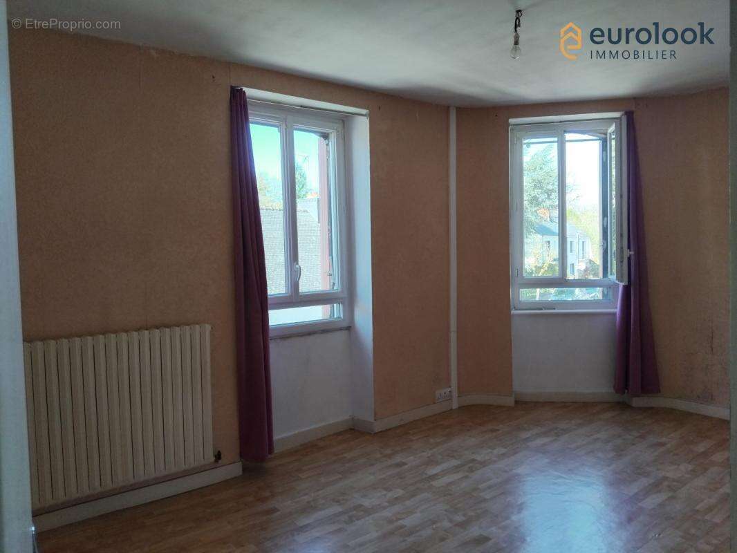 Maison à MALESTROIT