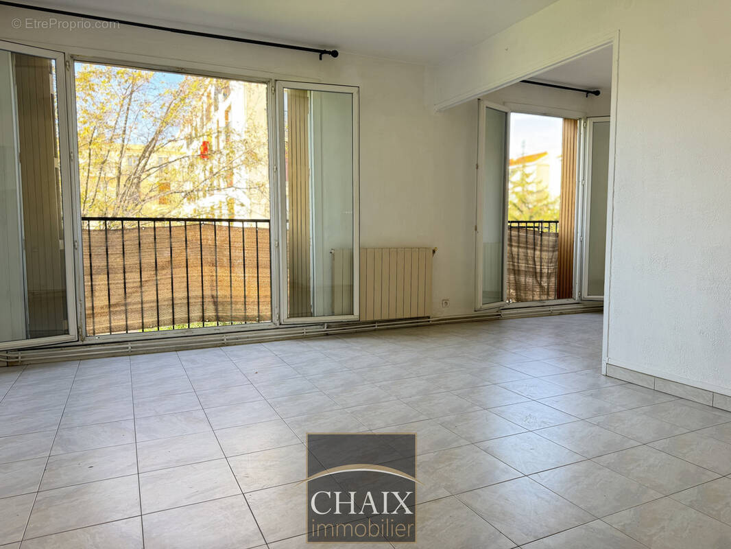Appartement à AUBAGNE