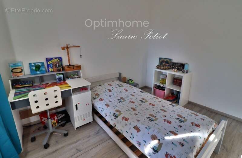 Maison à SAINT-THOMAS-DE-CONAC