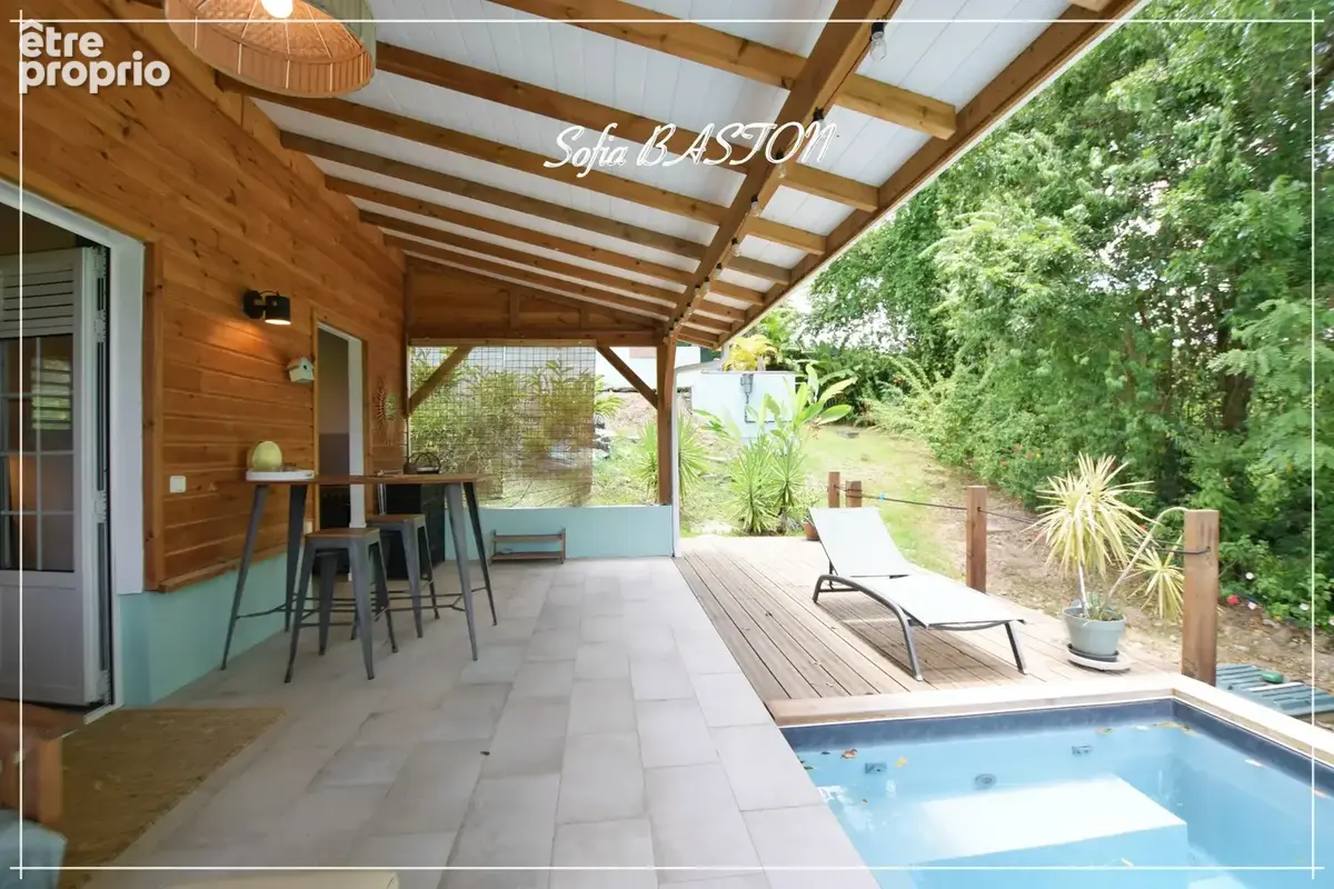 À vendre - Sainte-Luce Martinique - Propriété 5 logements indépendants - 241 m² habitables - Vue mer - P10 - photo 29