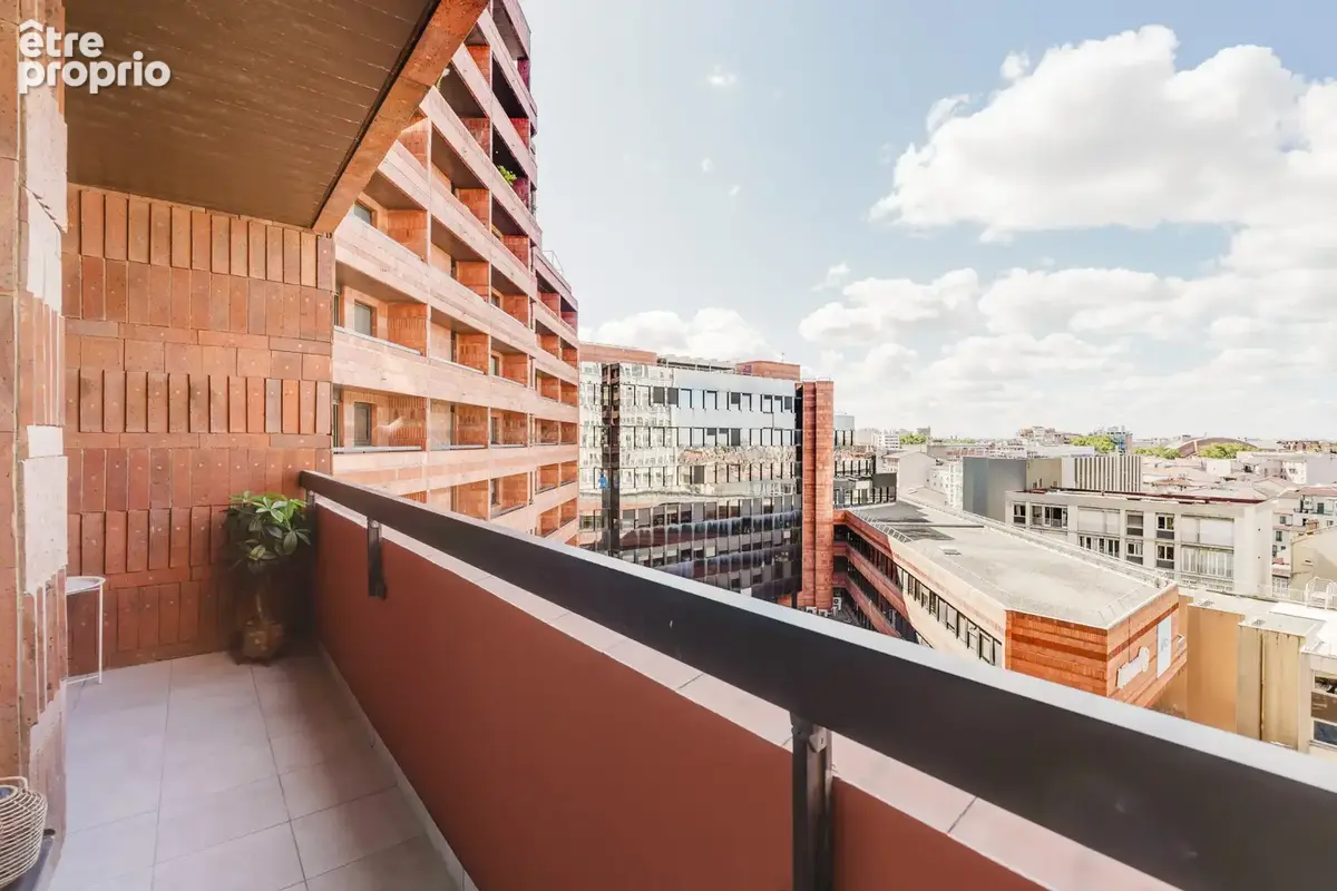 Toulouse Jean-Jaurès   Grand T3 rénové de 72 m2 avec terrasse et balcon - photo 10