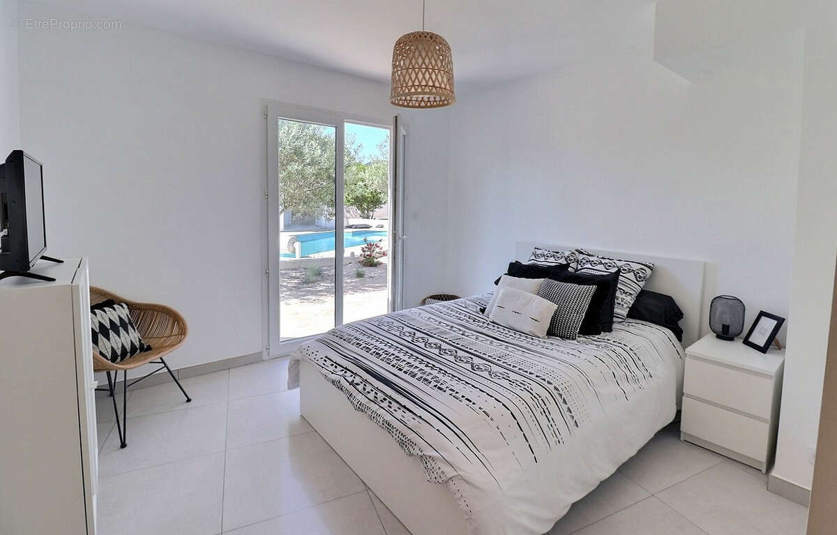 Maison à SAINT-MATHIEU-DE-TREVIERS