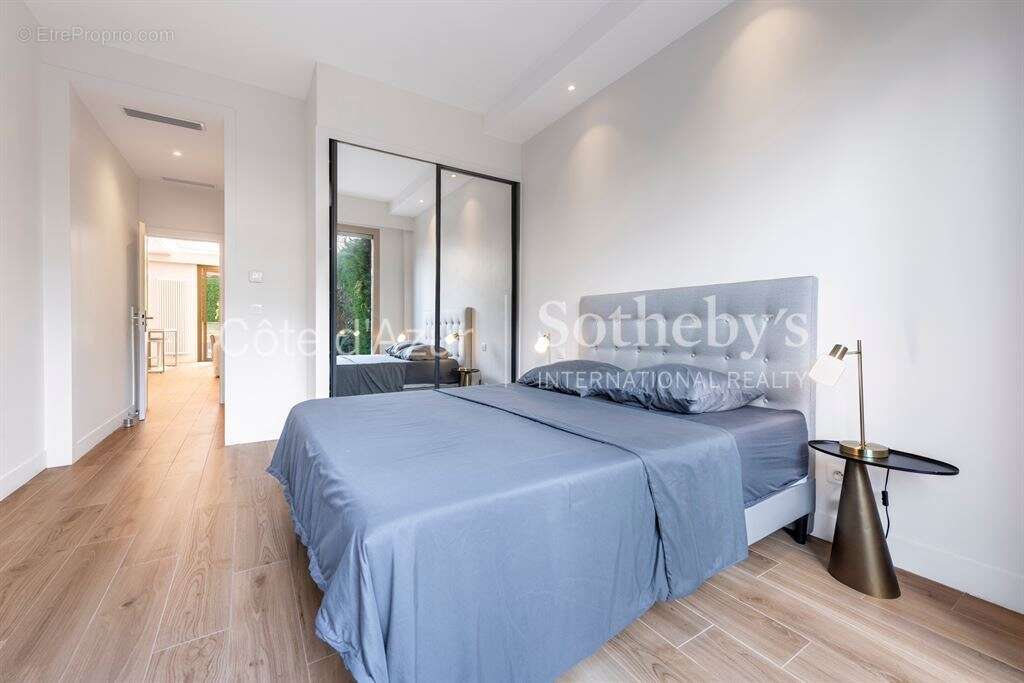 Nice, Le Port : Appartement 86 m² avec jardin privatif - Boulevard Franck Pilatte - photo 11