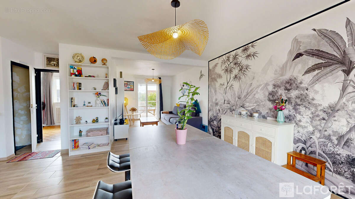 Maison Neuilly Le Real - photo 11