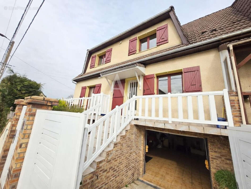 Maison à LIVRY-GARGAN