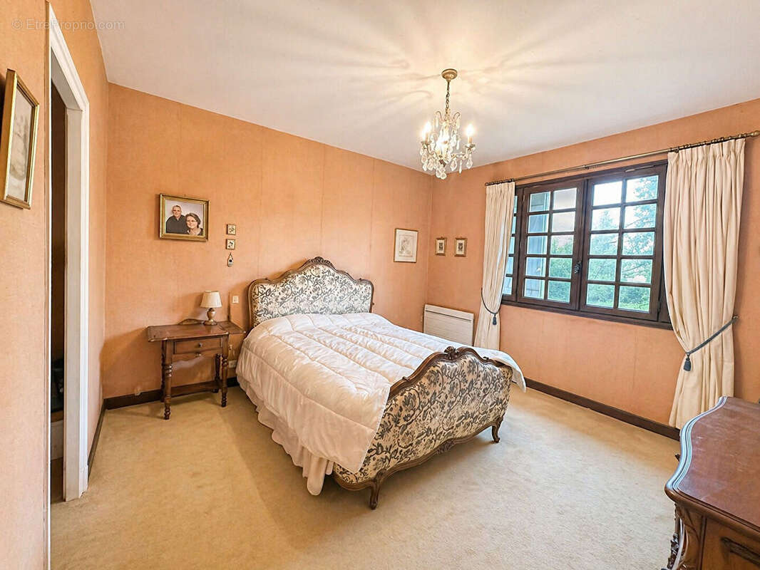 Maison à LOUBAJAC