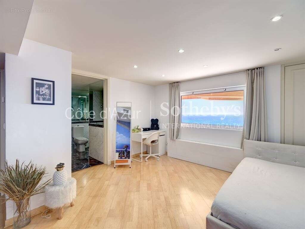 Appartement à BEAUSOLEIL