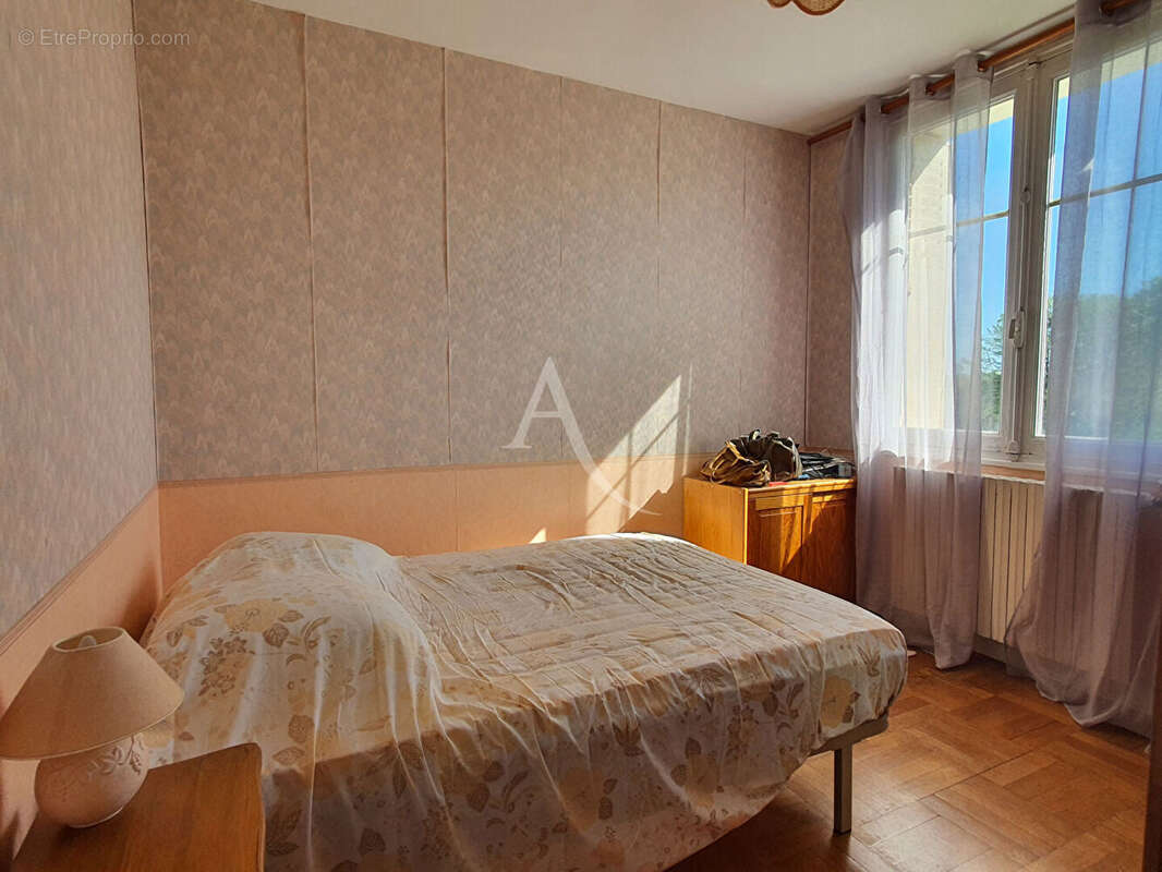 Maison à NOYERS-SUR-CHER