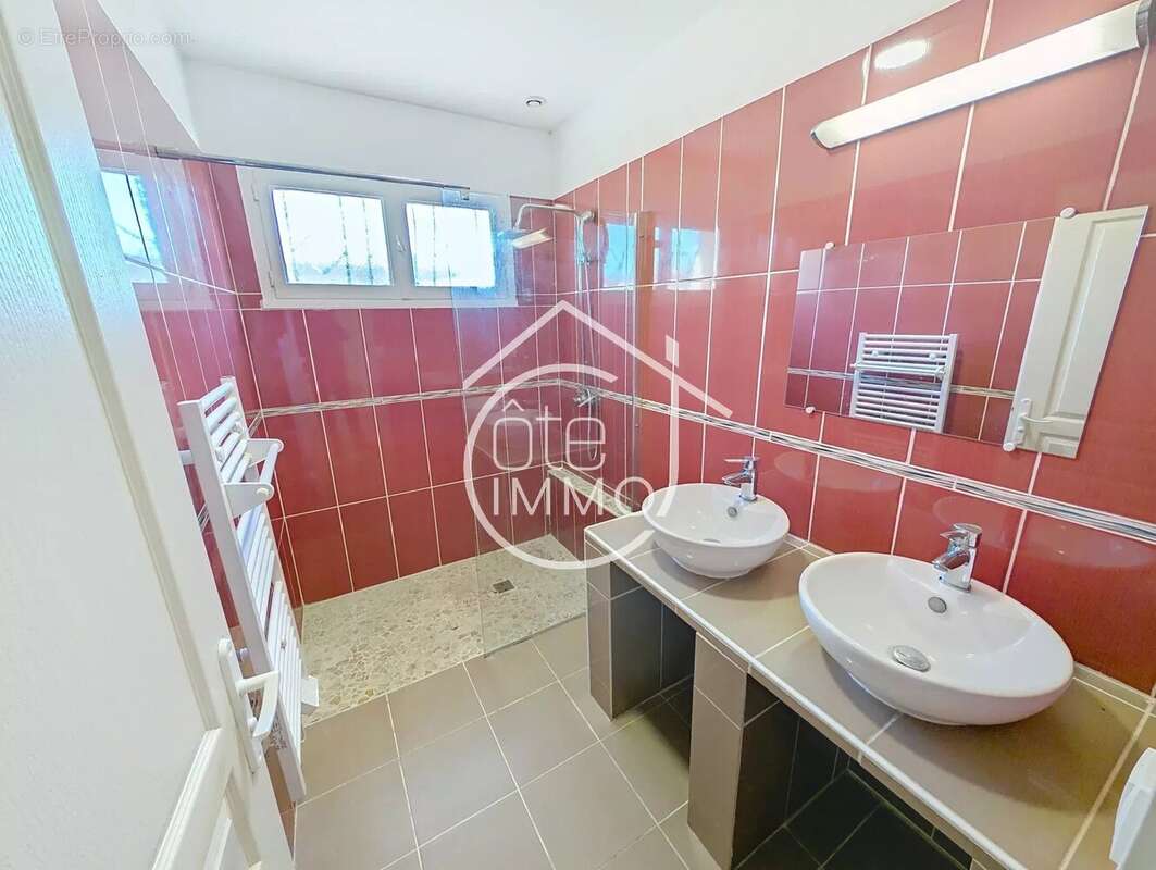 Maison à PRIGONRIEUX