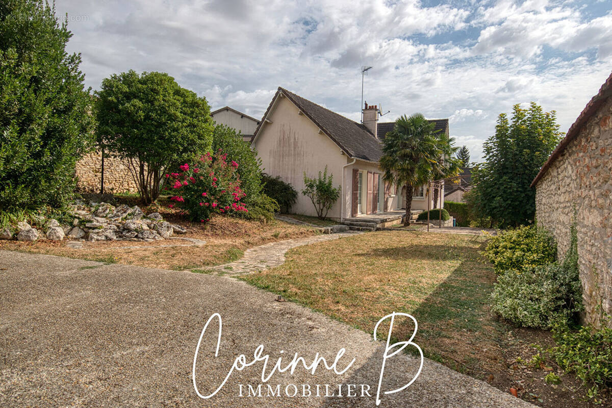Maison à MALESHERBES