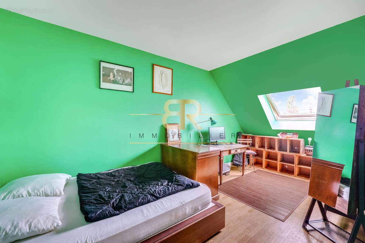 Appartement à AUBERVILLIERS
