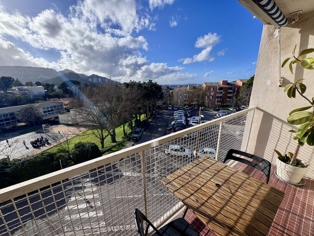 Appartement à MARSEILLE-9E