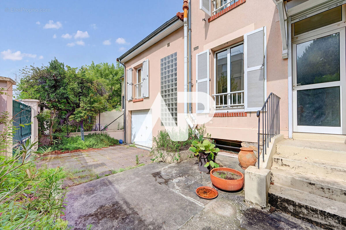 Maison à RUEIL-MALMAISON