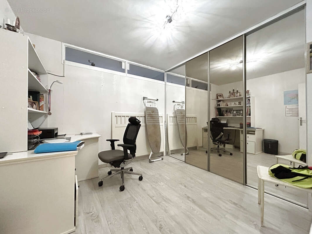 Appartement à OLLIOULES