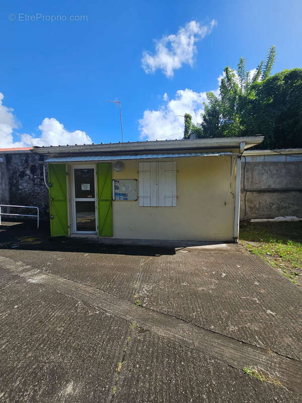 Commerce à LE PRECHEUR