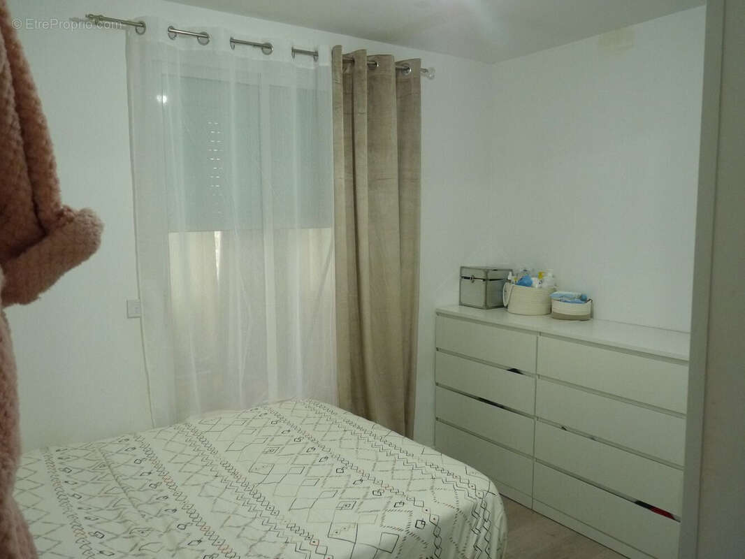 Appartement à PEYROLLES-EN-PROVENCE