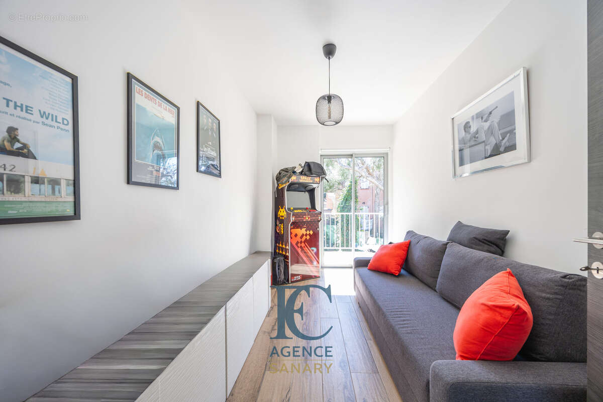 Appartement à SIX-FOURS-LES-PLAGES