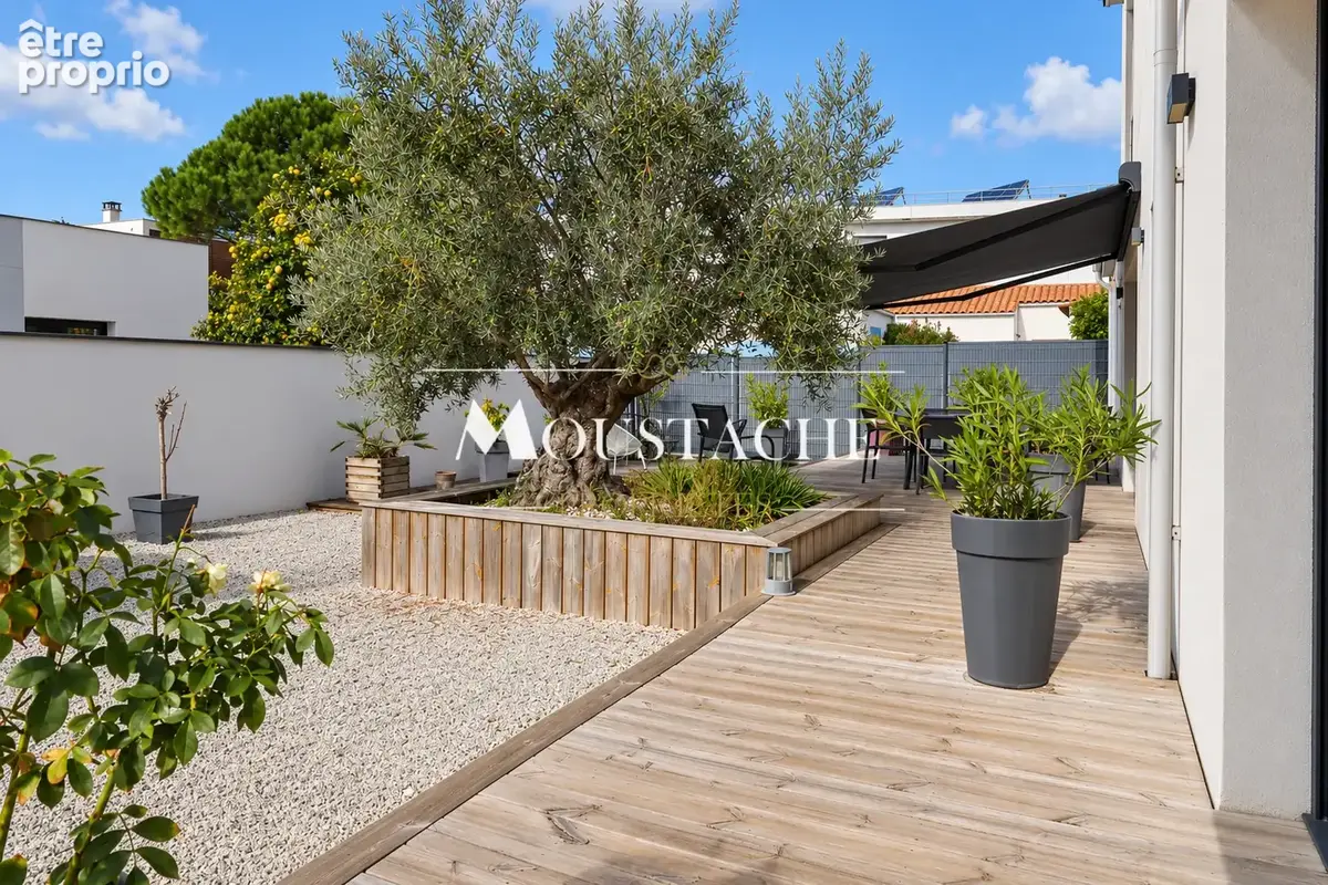 Superbe villa contemporaine et son aperçu mer  - à 800 m de la plage de royan pontaillac - - photo 15