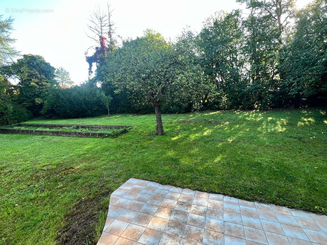 Maison à FAVEROLLES-SUR-CHER