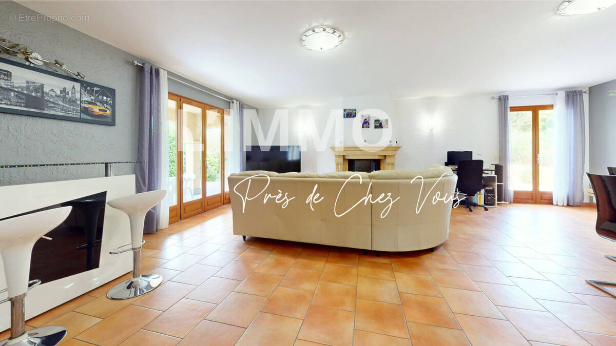 Maison à LA BOUILLADISSE