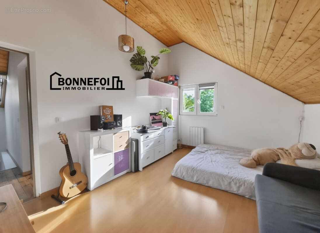 Maison à CHAMPIGNY-SUR-MARNE