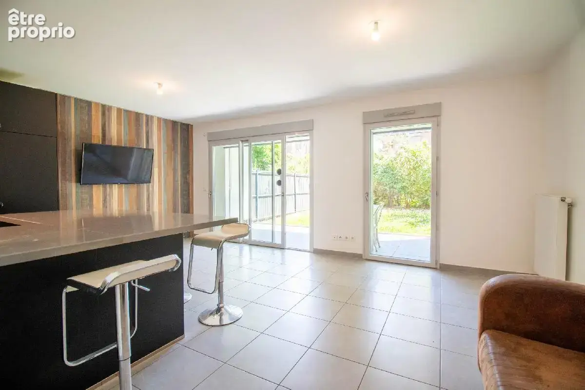 Appartement à AMBILLY