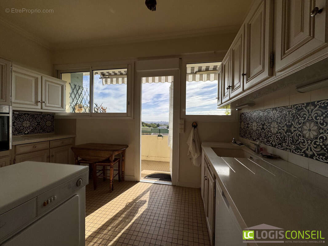 Appartement à CHATENAY-MALABRY
