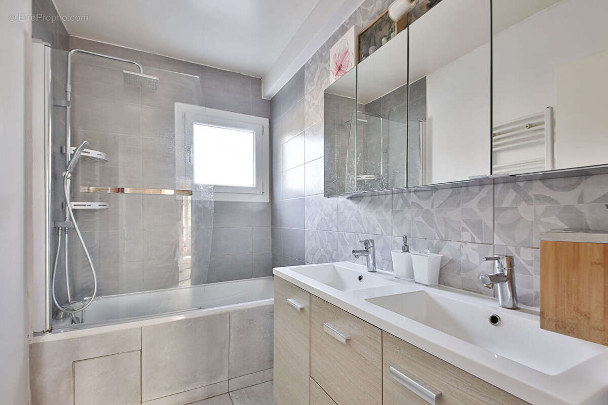 Appartement à CHATILLON