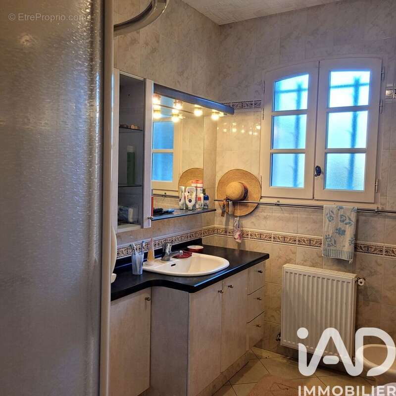 Photo 6 - Maison à SAINT-PIERRE-D'EYRAUD