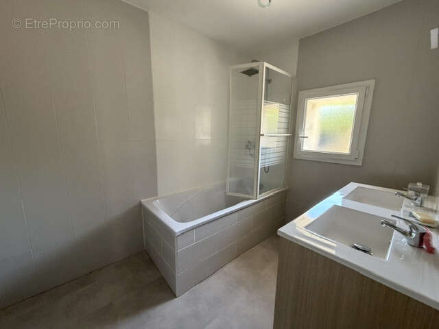 Maison en pierre 3 chambres - photo 8