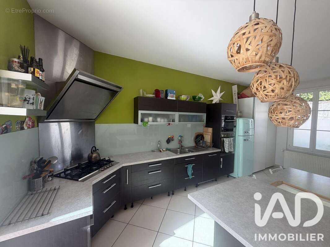 Maison 105 m² à Tours  - photo 4
