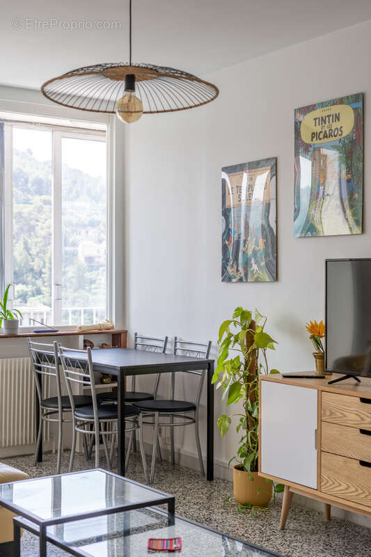 Appartement à MARSEILLE-9E