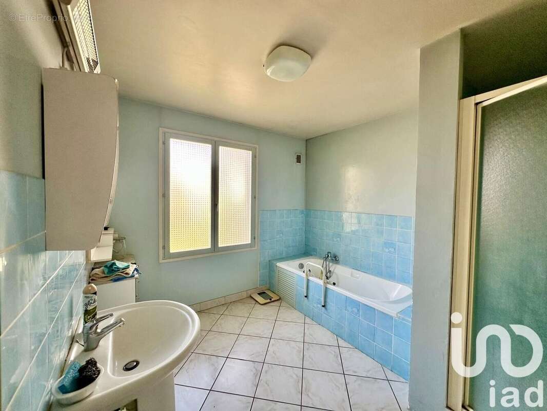 Maison 185 m² à Orrouy  - photo 5